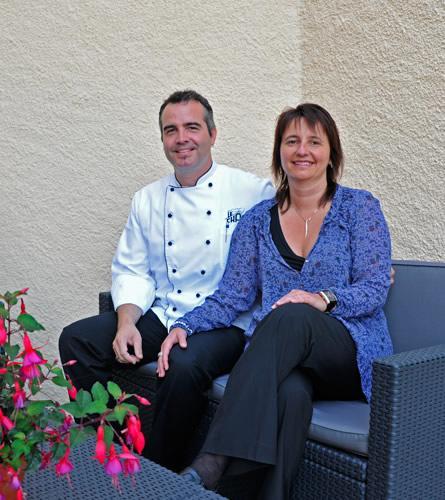 Hotel Restaurant Le Chalet Cortaillod Екстериор снимка
